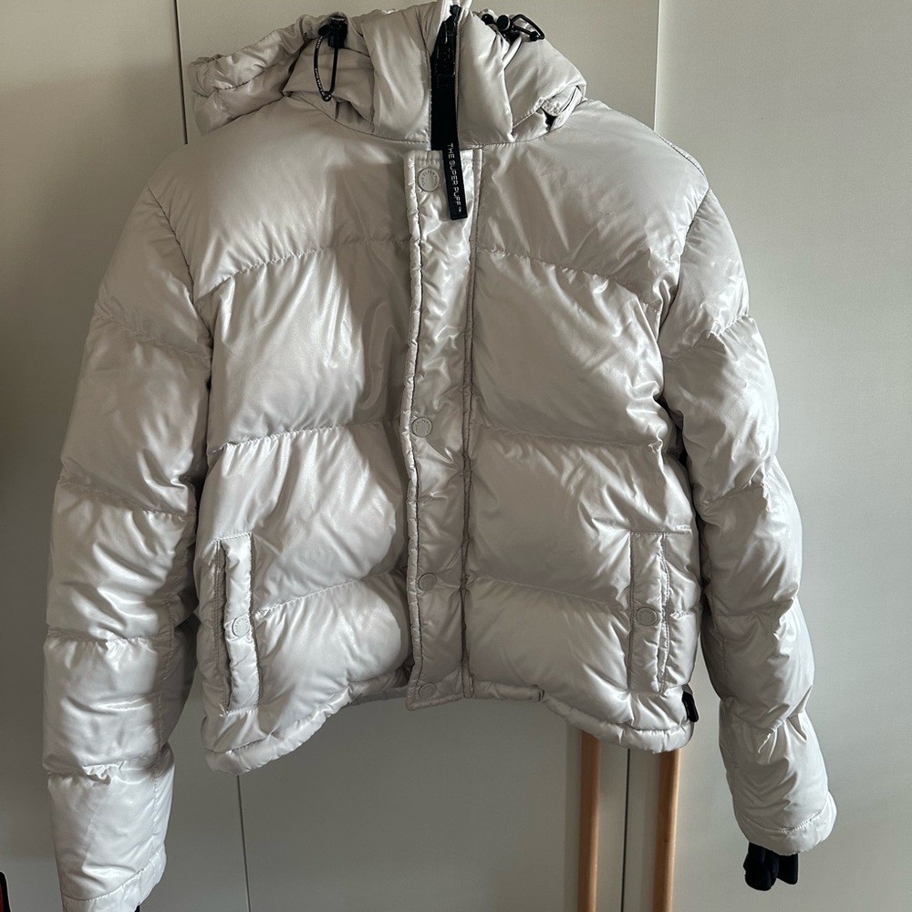 Stylish White Puffer Jacket